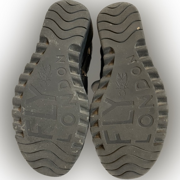 Fly Yexa Sandal - Picture 5 of 5